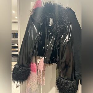 Faux fur collar cropped jacket